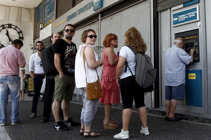  O BCE reduz o limite de crÃ©dito para os bancos gregos, melhorando a liquidez