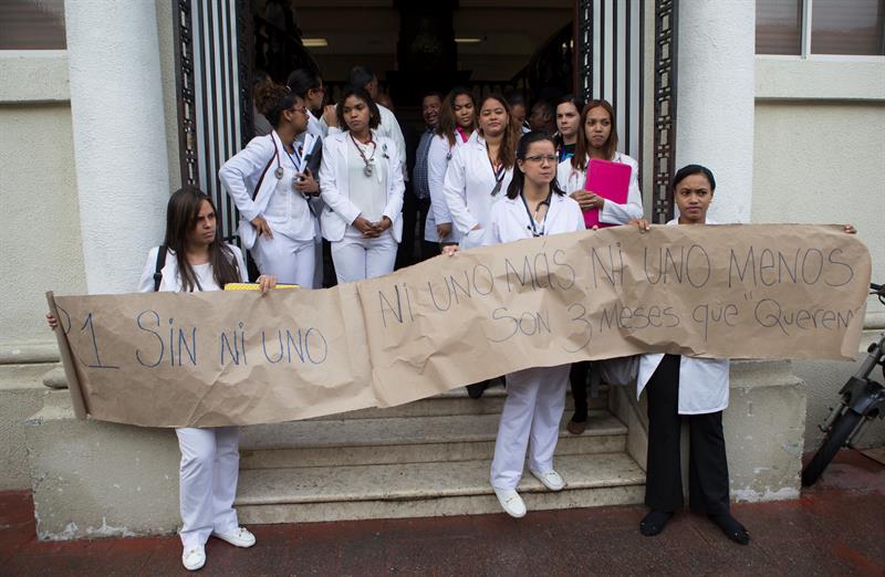  Os hospitais dominicanos vivem o segundo dia do sexto golpe em um mÃªs e meio