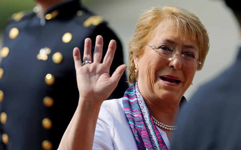  Bachelet: o prÃ³ximo presidente do Chile "receberÃ¡ um paÃ­s em recuperaÃ§Ã£o"